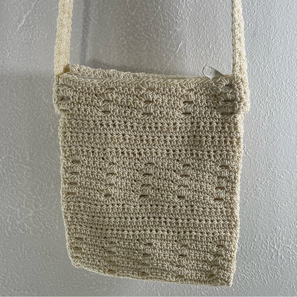 Vintage Y2K 90’s Crocheted Beaded Flower Beige 2 Pocket Crossbody Purse - Picture 9 of 9